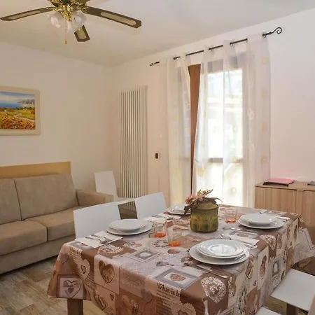 Pensjonat La Casa Dei Nonni Sul Garda 3*