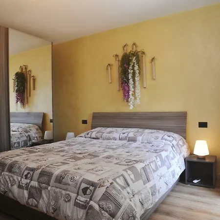 La Casa Dei Nonni Sul Garda Maison d'hôtes Peschiera del Garda