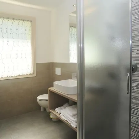 Pensjonat La Casa Dei Nonni Sul Garda 3*